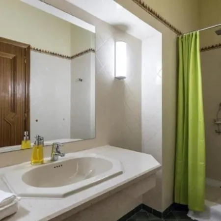 Villa Senhorial - Palace Xix & Privacy & Beach & Old Town *